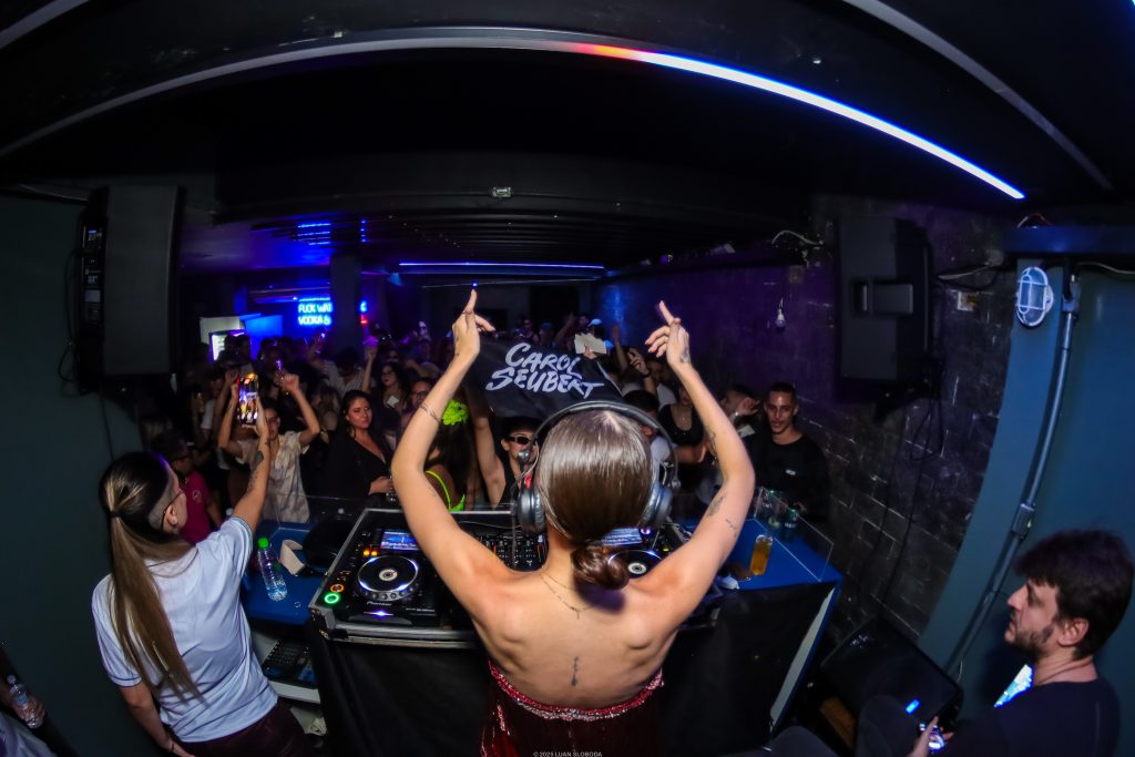 Foto por @luansloboda-043